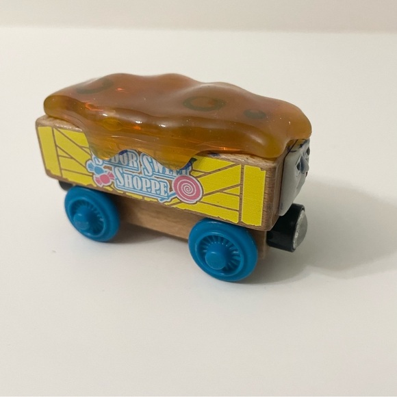 Thomas & Friends Wooden Caramel Car Train Sodor Sweet Shoppe - Picture 12 of 12